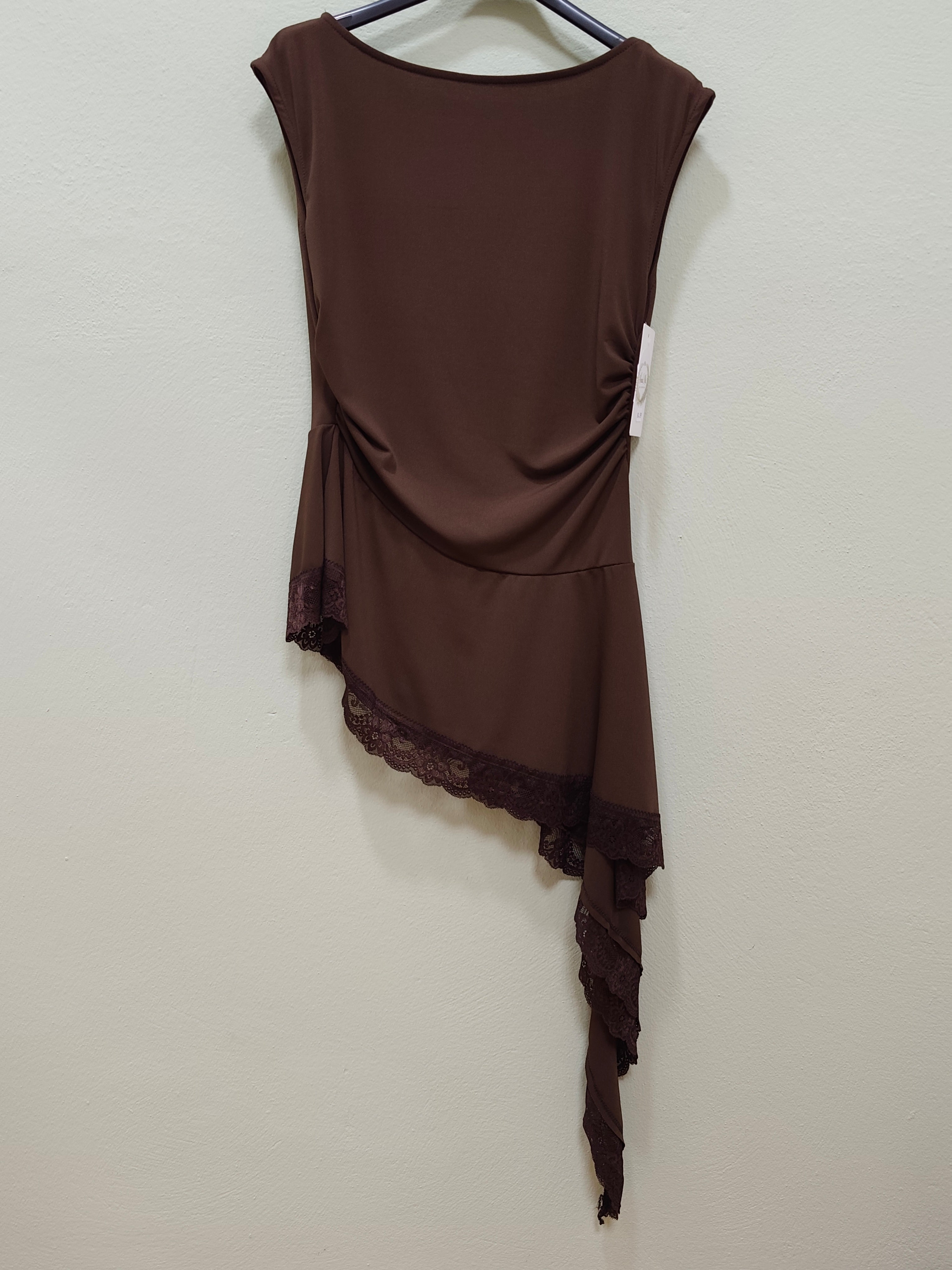 CAMISETA ASIMETRICA JULIA
