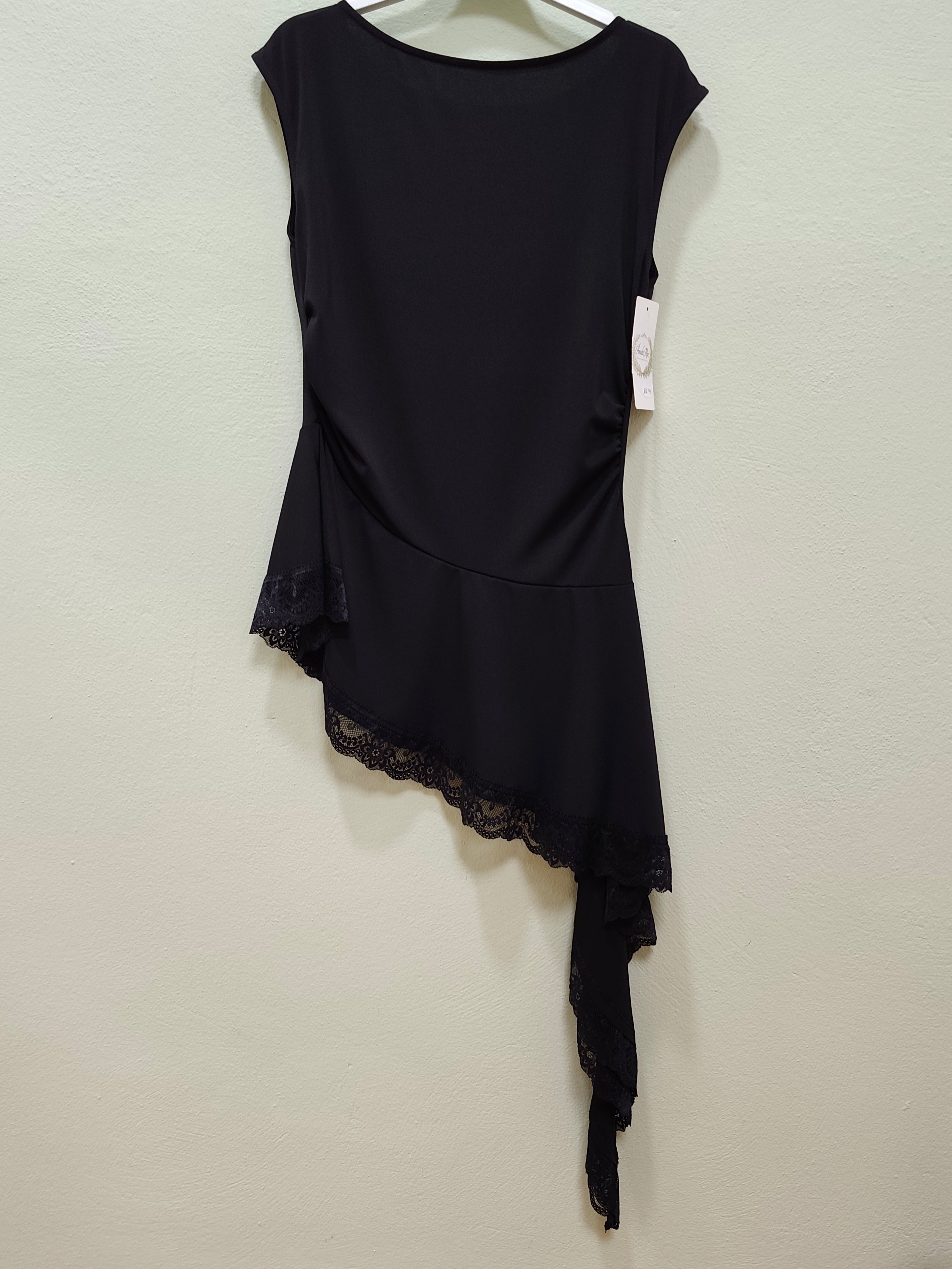 CAMISETA ASIMETRICA JULIA