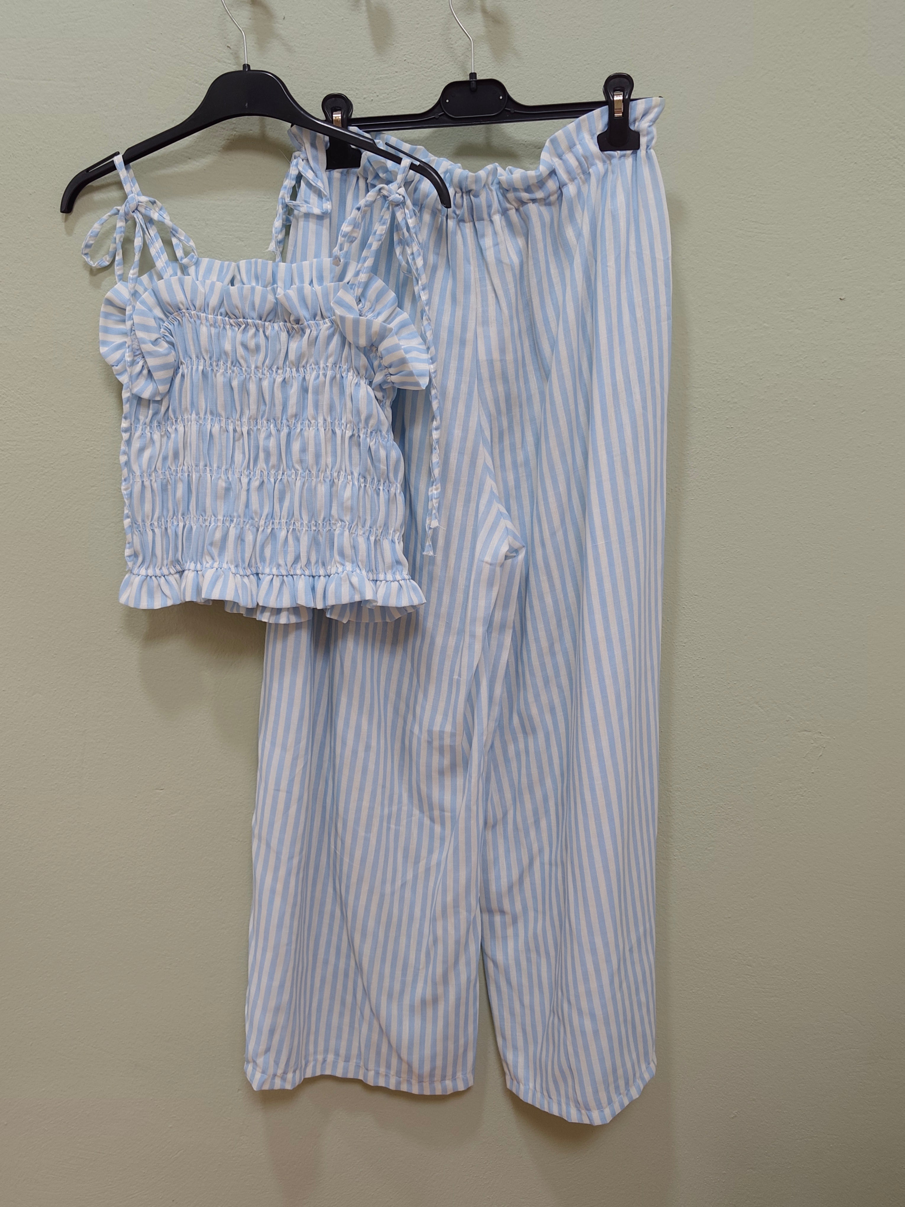 CONJUNTO BARBATE