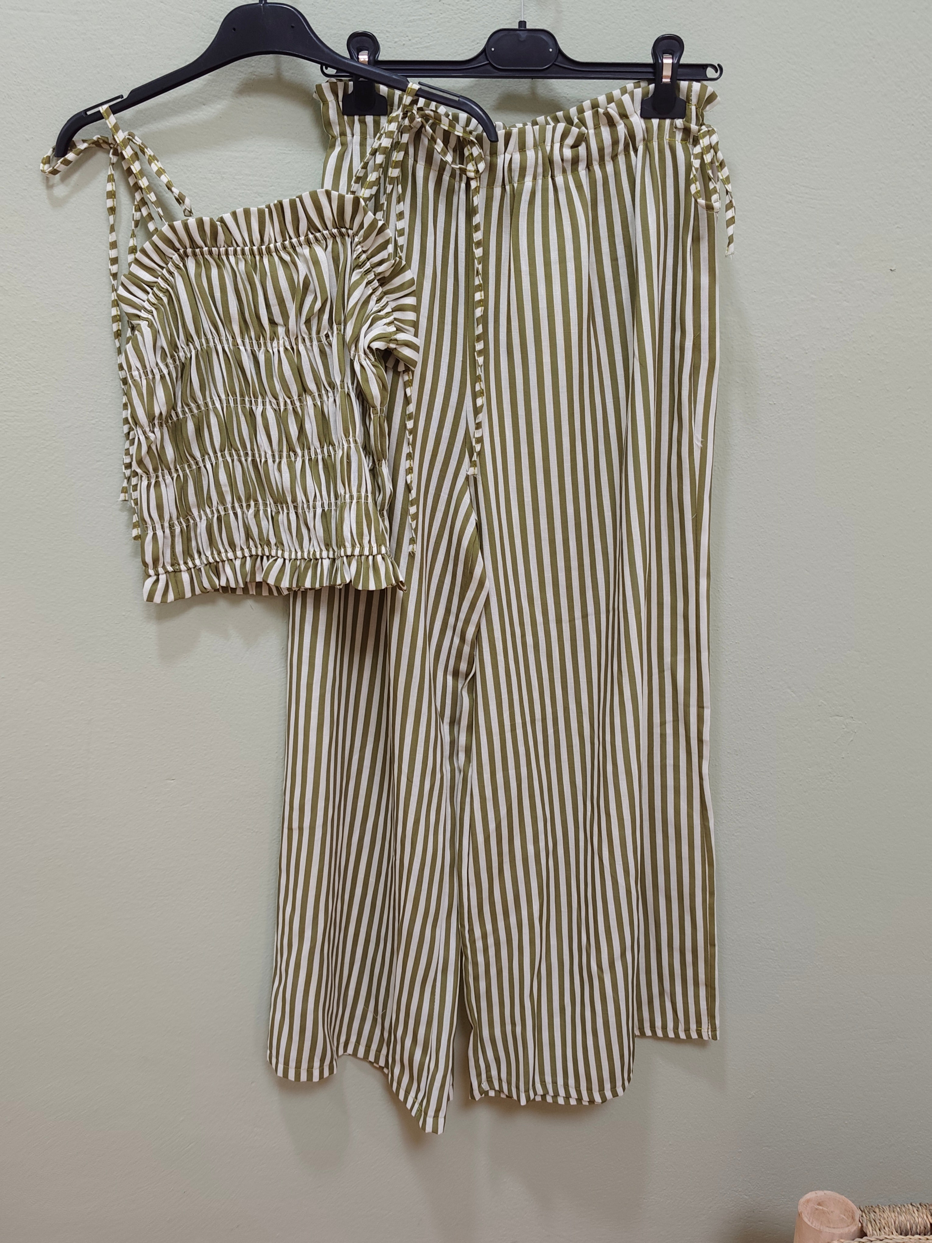 CONJUNTO BARBATE