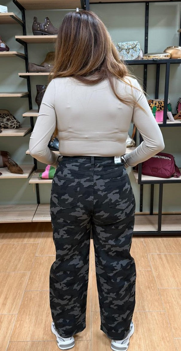 PANTALON VAQUERO CAMUFLAJE