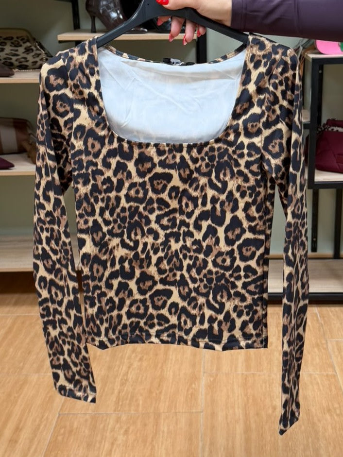 CAMISETA REGINA