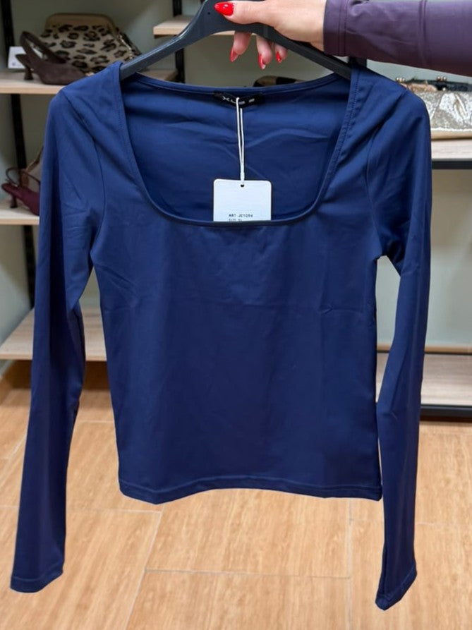CAMISETA REGINA