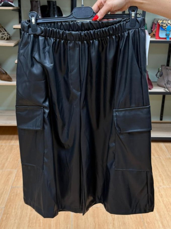 BERMUDAS PIEL