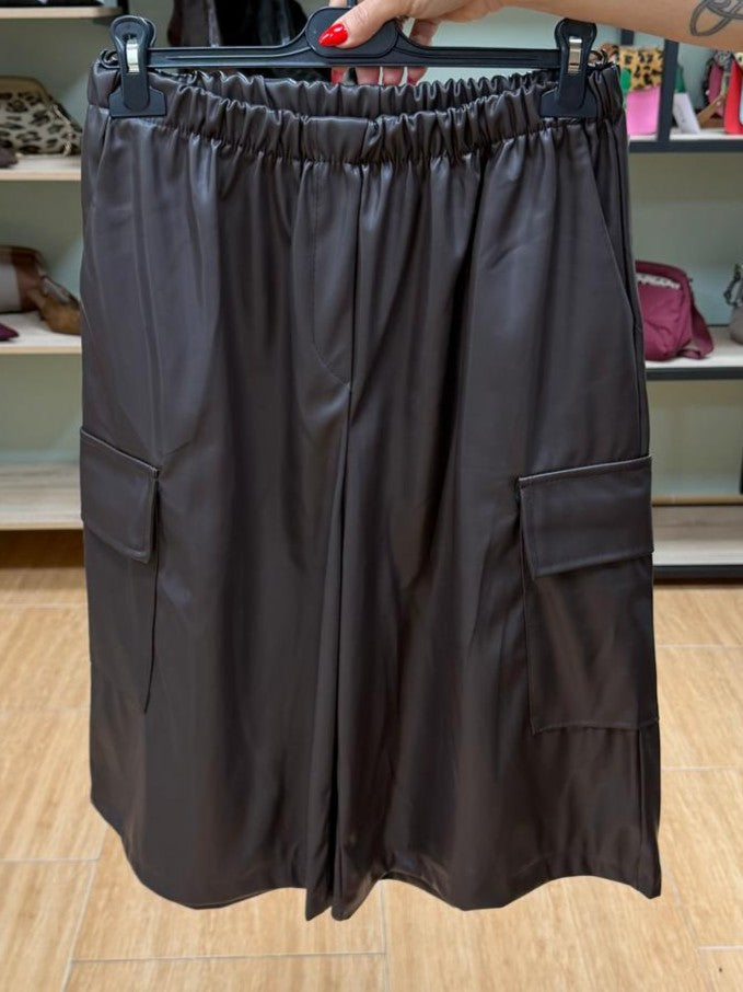 BERMUDAS PIEL