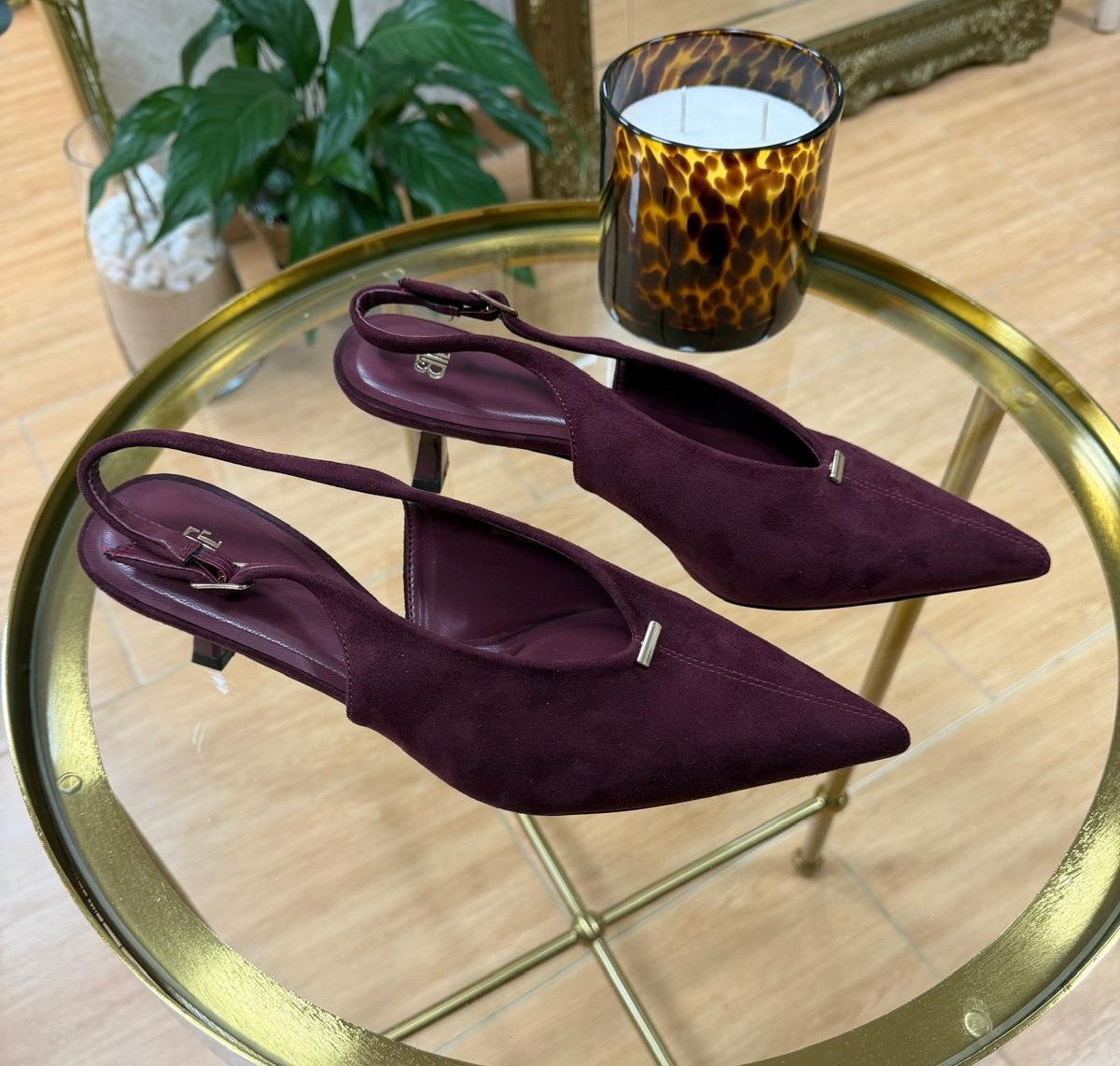 TACONES