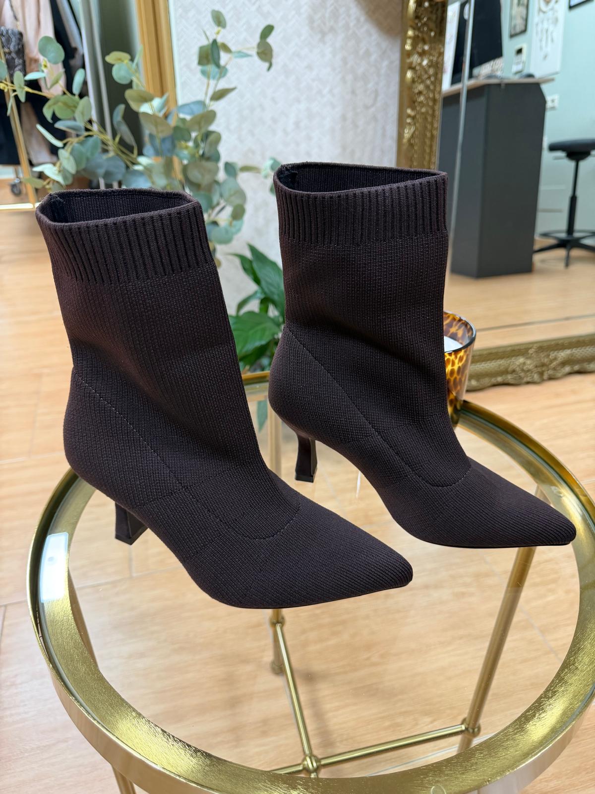 BOTINES